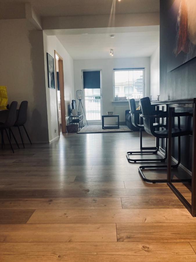 Downtown North Apartment Акурейри Екстериор снимка