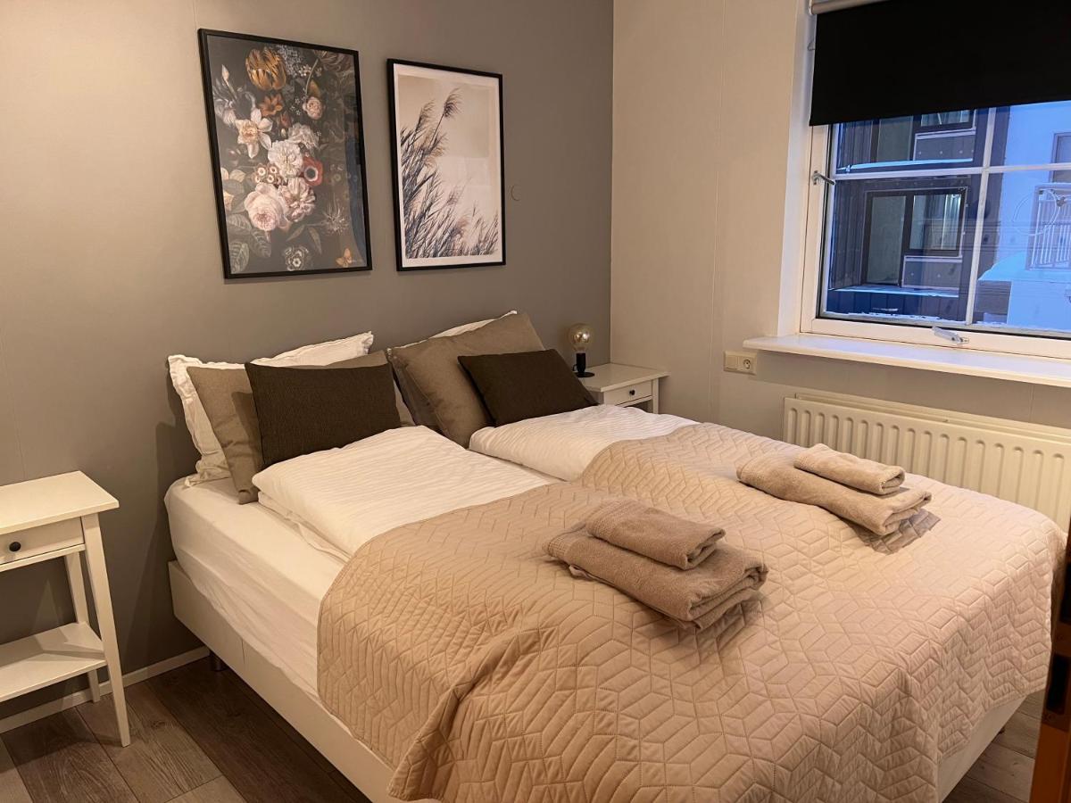 Downtown North Apartment Акурейри Екстериор снимка
